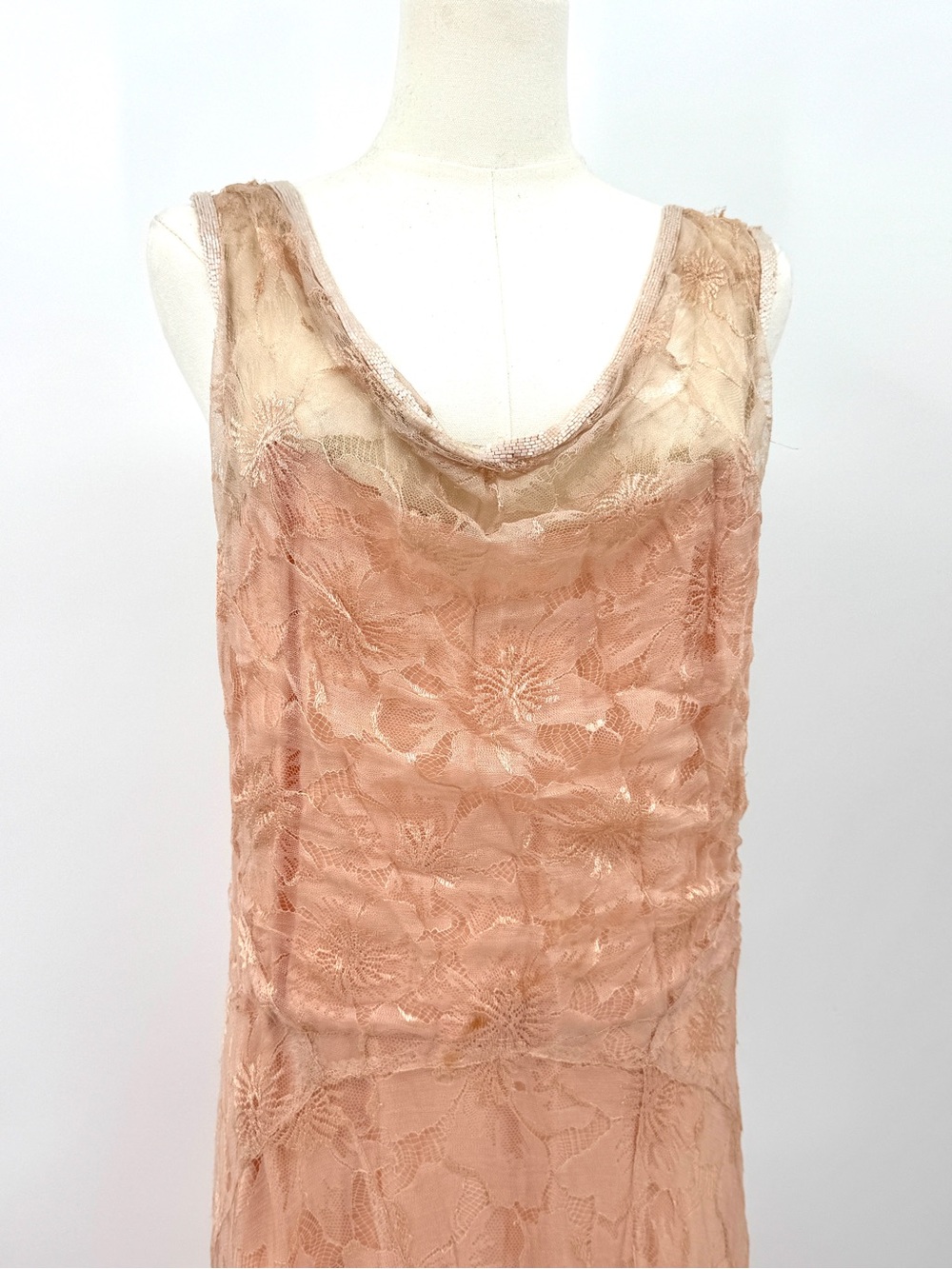 Antique 1930 Lace Silk Formal Dress with Train - Picture 6 of 12